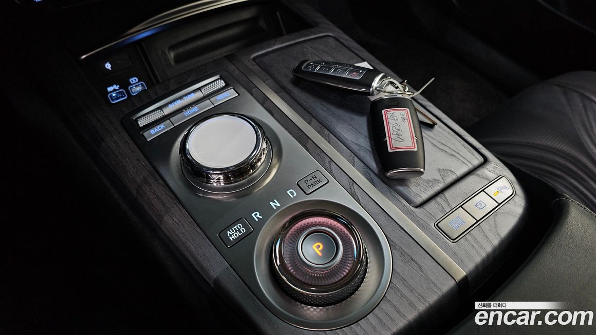 Genesis G80 2023
