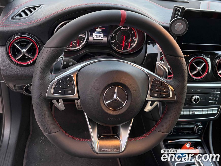 Mercedes-Benz GLA-Class 2018