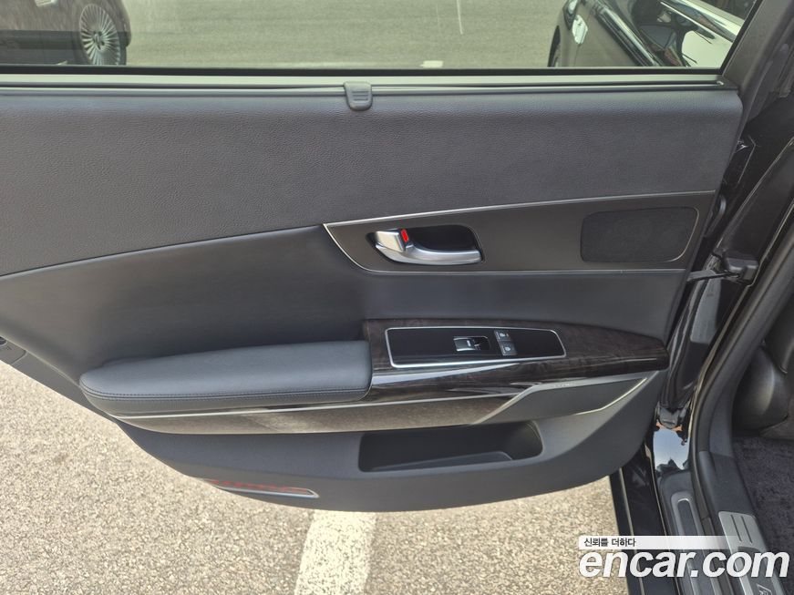 Kia K9 2014