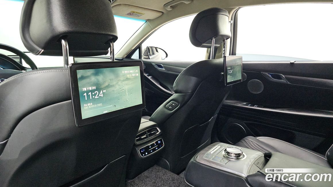 Genesis G80 2023