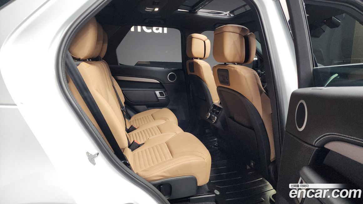 Land Rover Discovery 2025