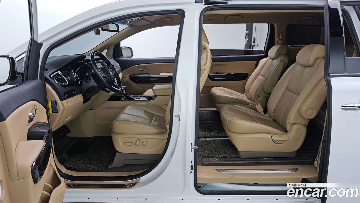 Kia Canival 2019