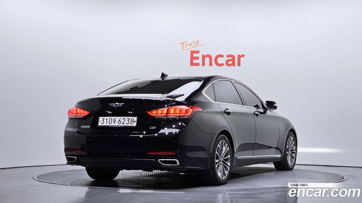 Hyundai Genesis 2014