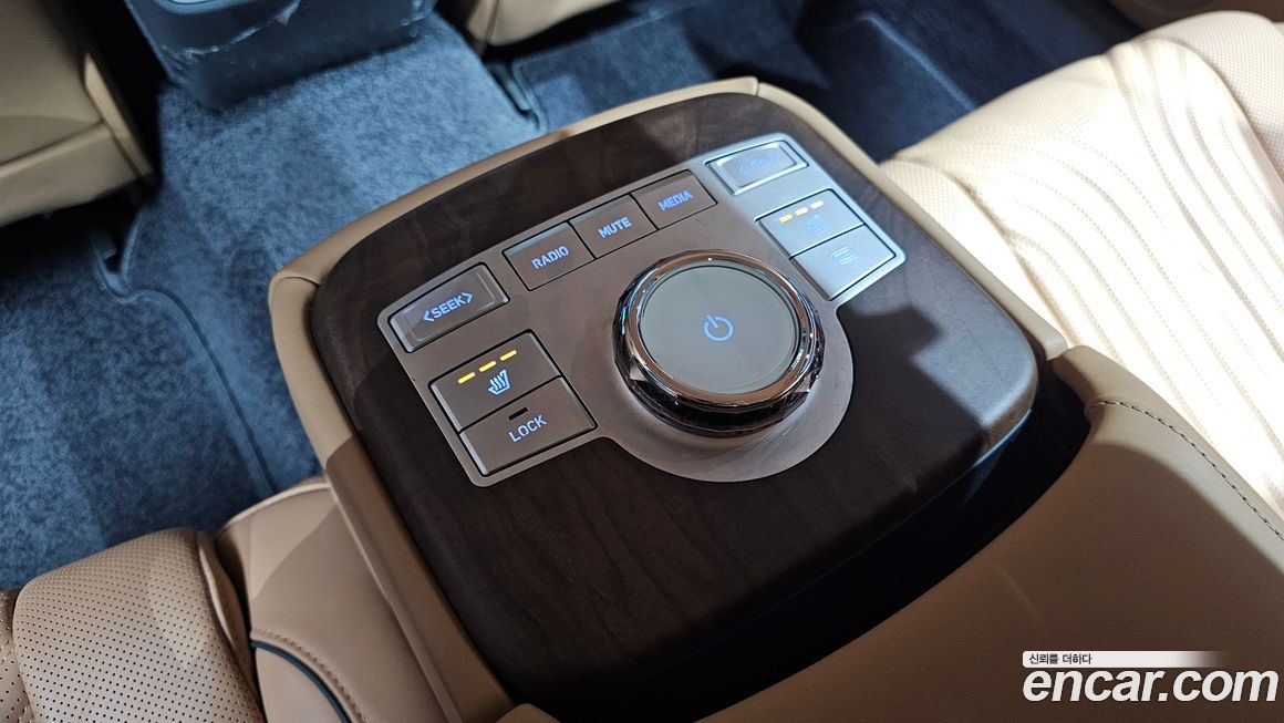 Genesis G80 2024