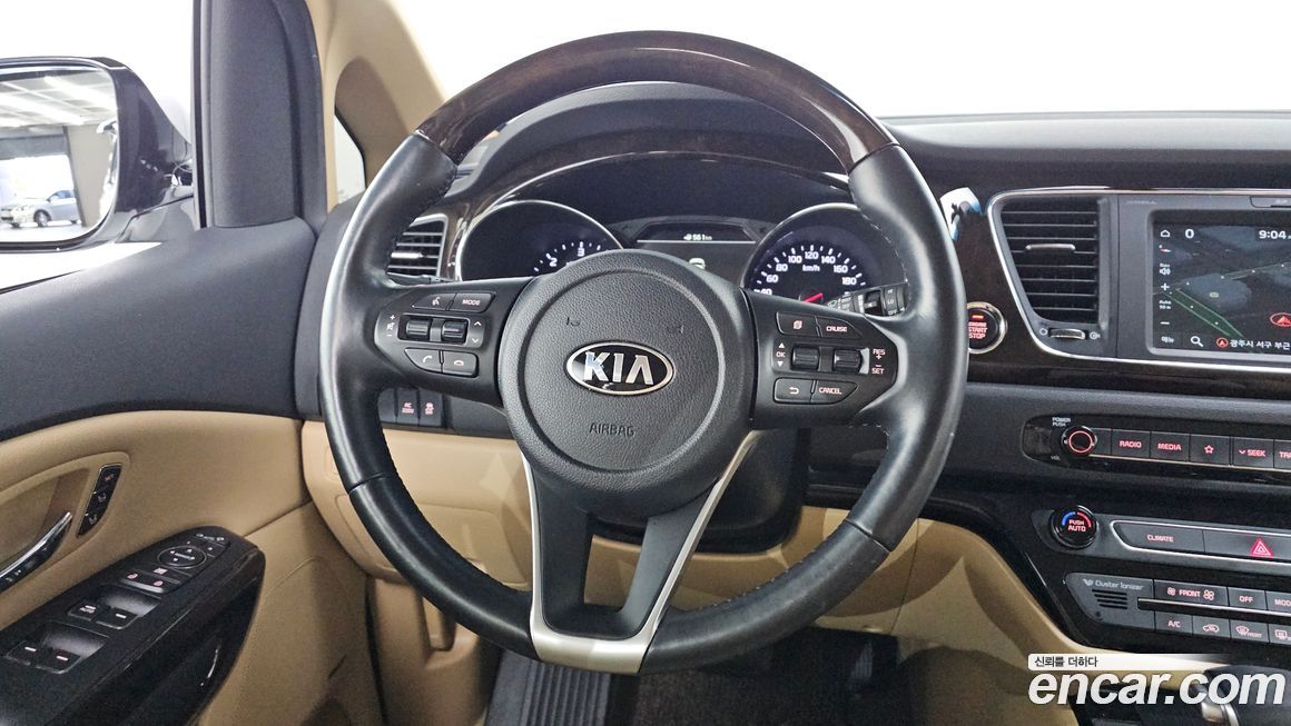 Kia Canival 2019
