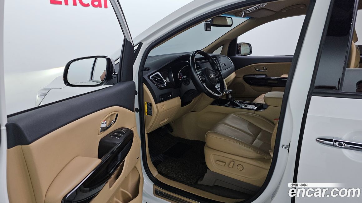 Kia Canival 2019