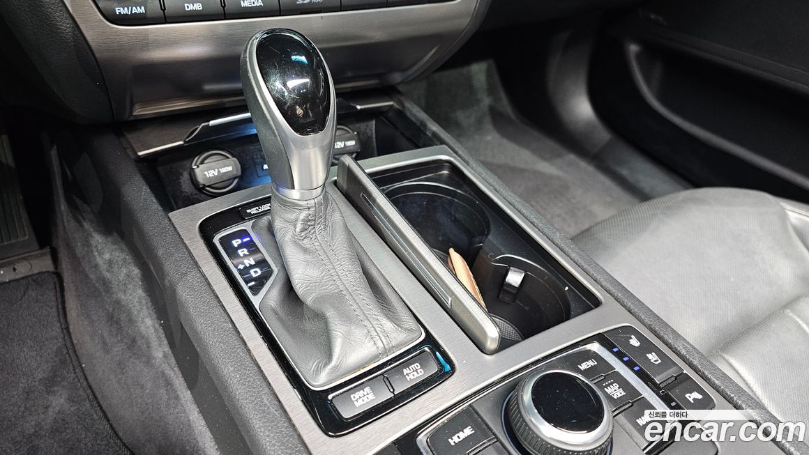 Hyundai Genesis 2015