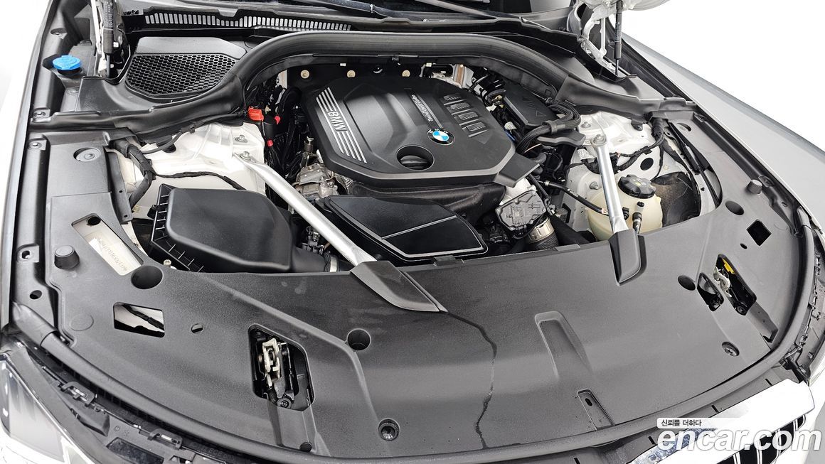 BMW Gran Turismo 2024