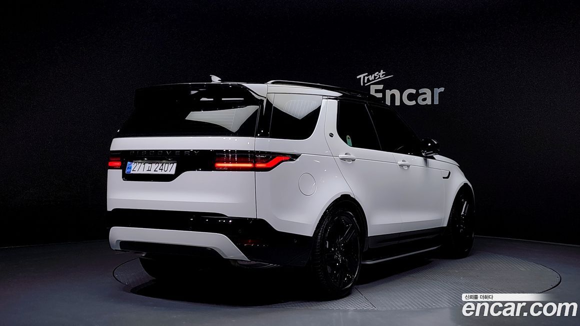 Land Rover Discovery 2025