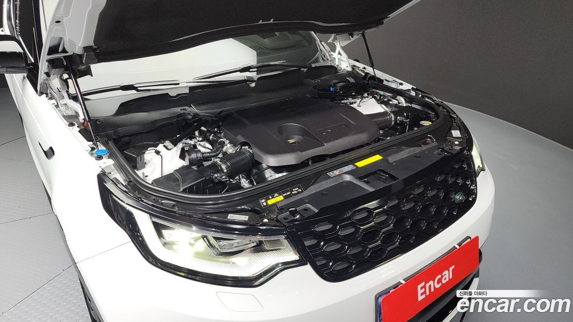Land Rover Discovery 2025