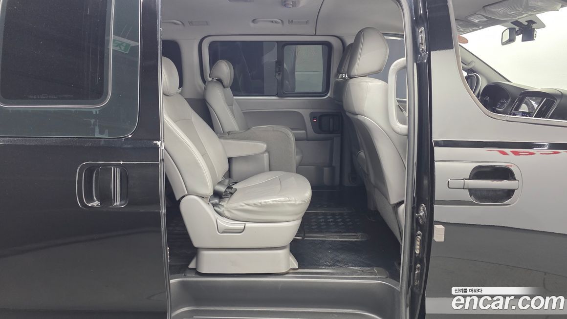 Hyundai Starex 2018
