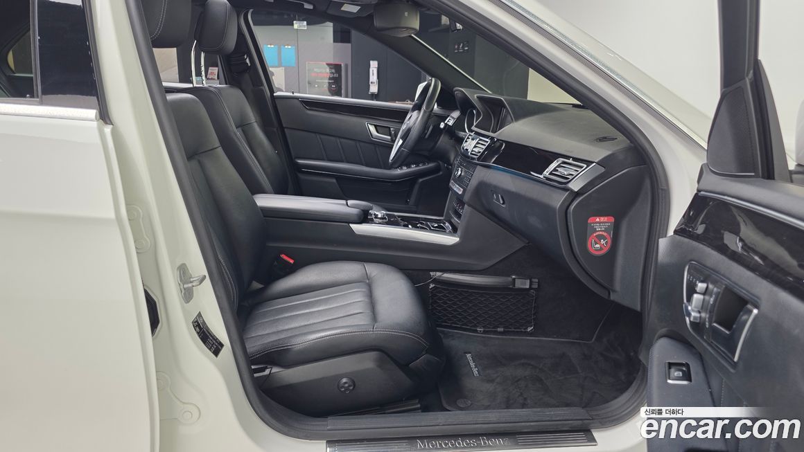 Mercedes-Benz E-Class 2016