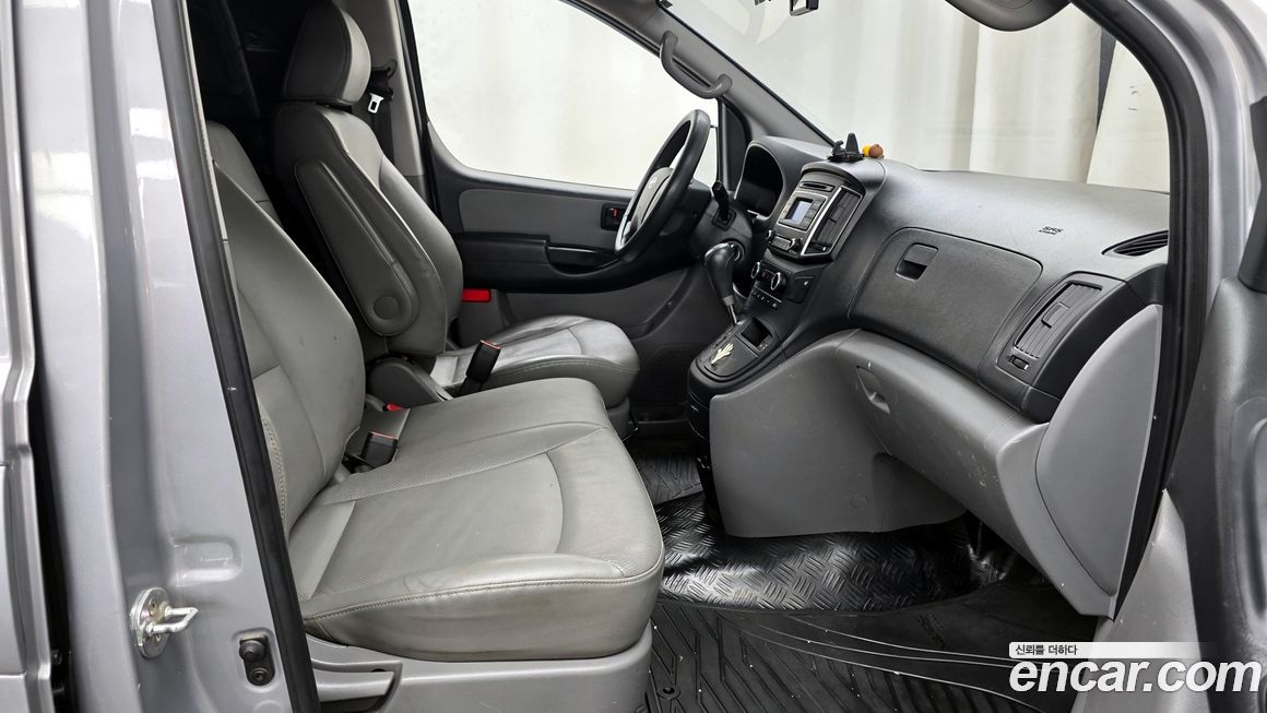 Hyundai Starex 2018