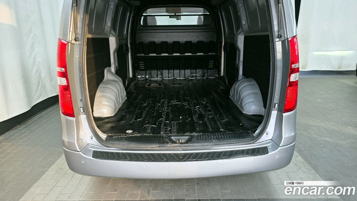 Hyundai Starex 2018