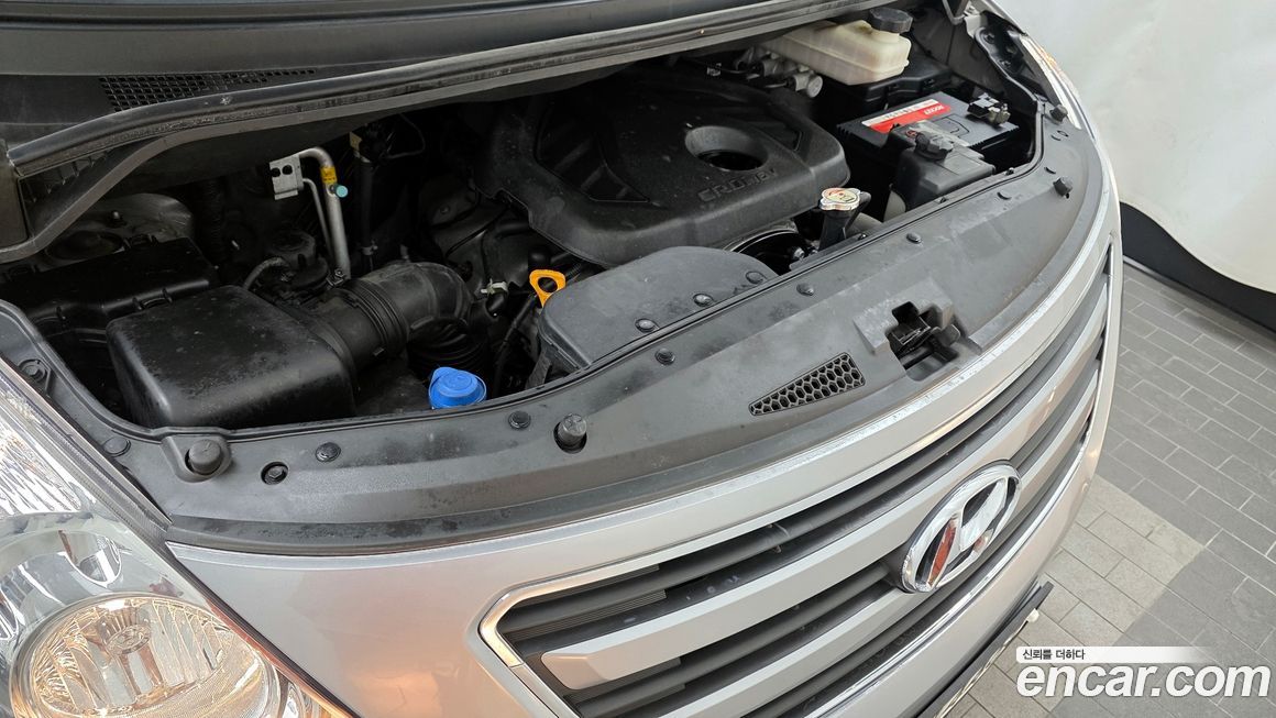 Hyundai Starex 2018