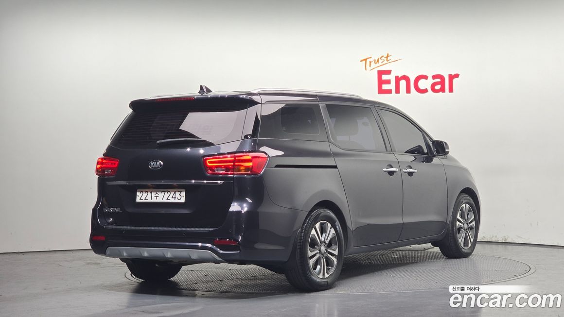 Kia Canival 2019