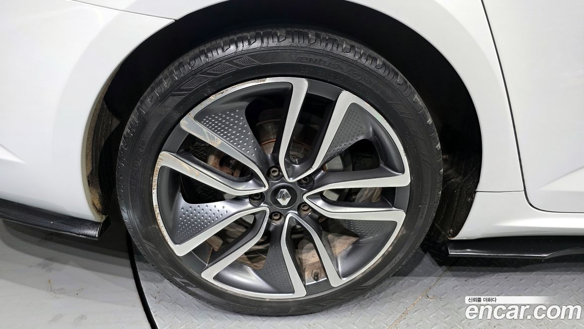 Renault-KoreaSamsung SM6 2016