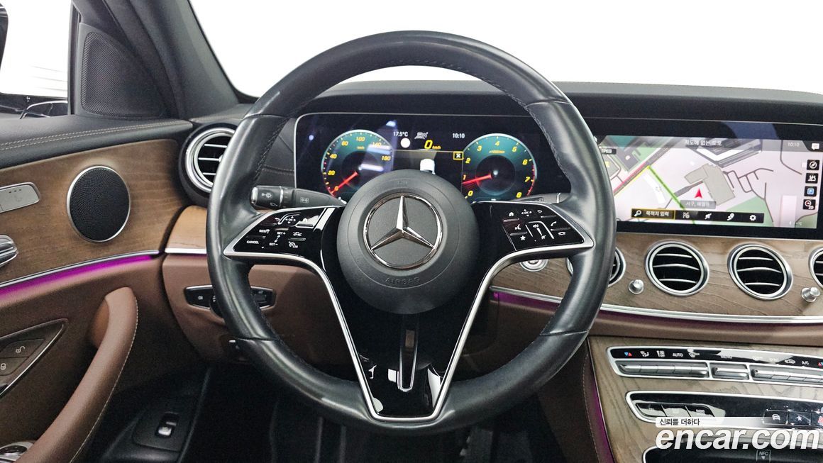 Mercedes-Benz E-Class 2021