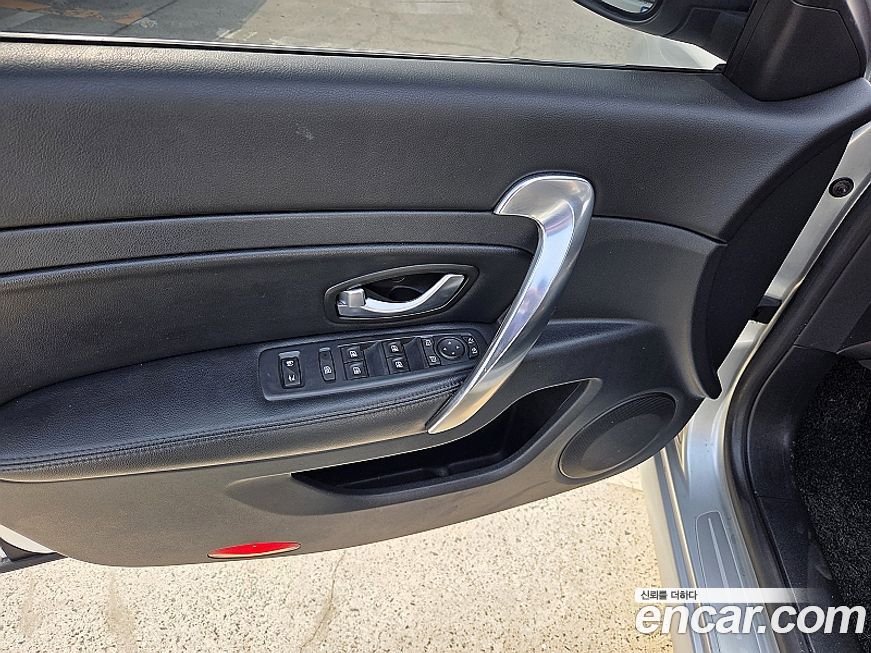 Renault-KoreaSamsung SM5  2011