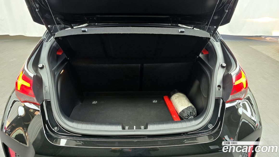 Hyundai Veloster 2018