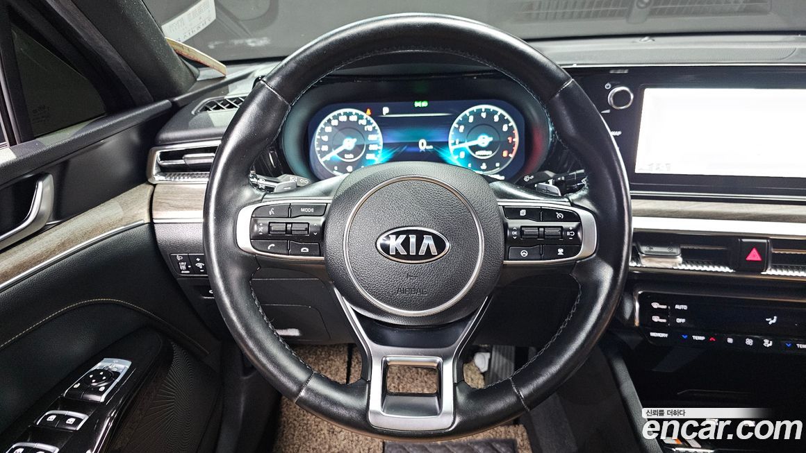 Kia K5 2021