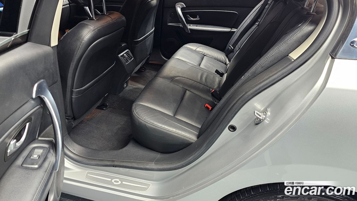 Renault-KoreaSamsung SM5  2011