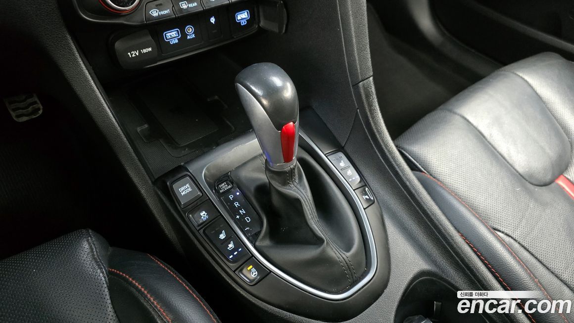 Hyundai Veloster 2018