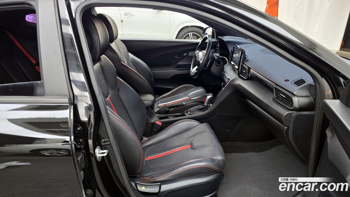 Hyundai Veloster 2018