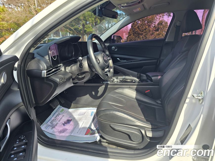 Hyundai AVANTE 2021