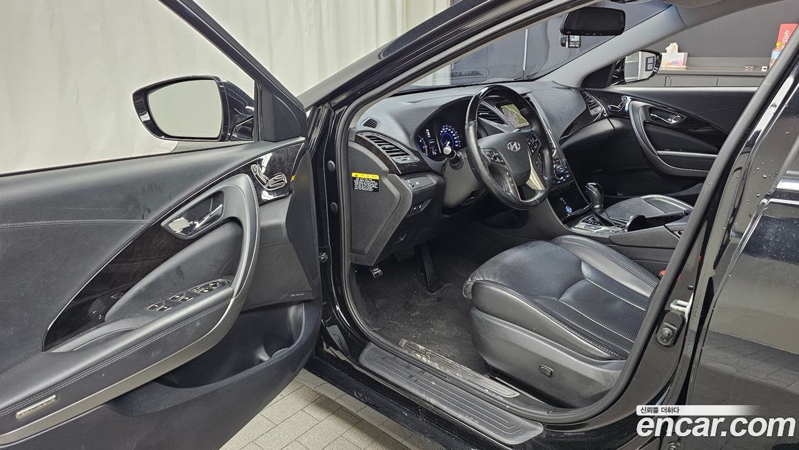 Hyundai Grandeur 2013