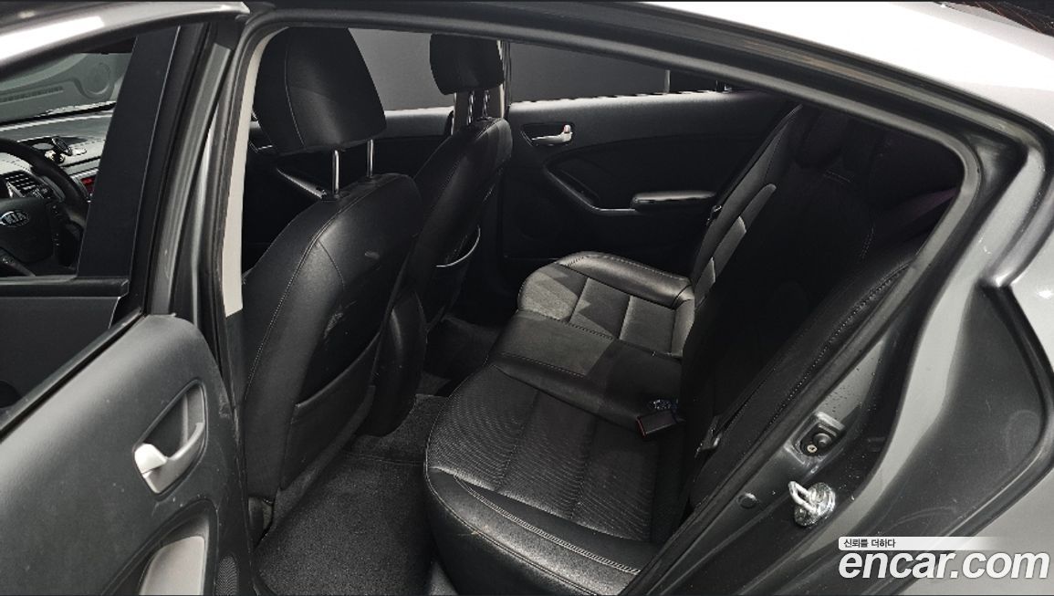 Kia K3 2015