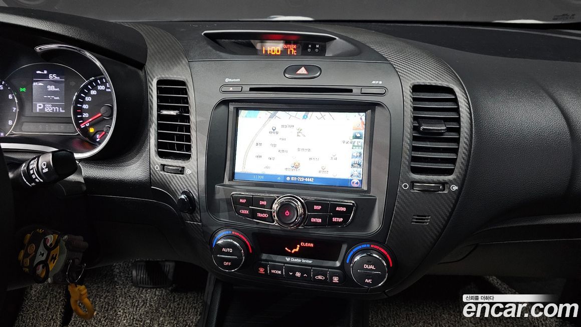 Kia K3 2015