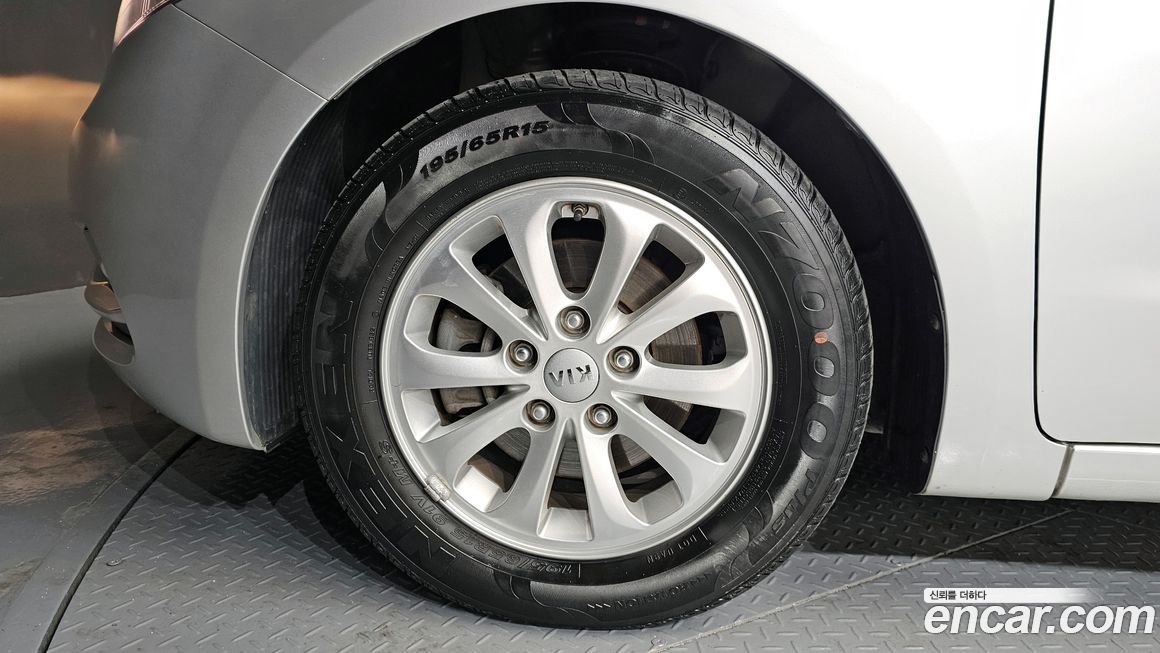 Kia K3 2015