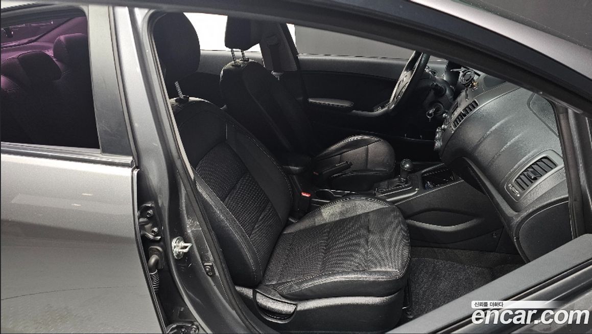 Kia K3 2015