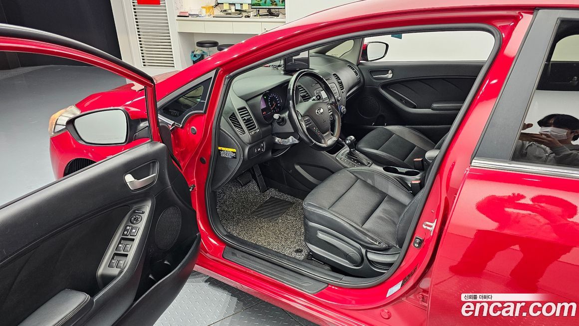 Kia K3 2015