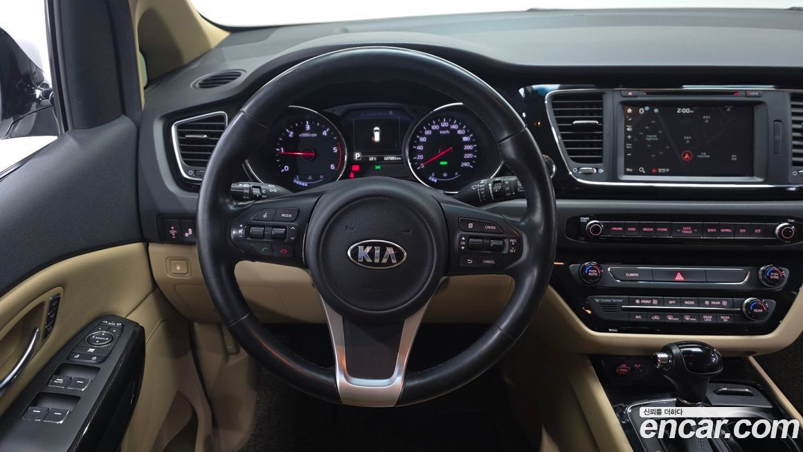 Kia Canival 2016