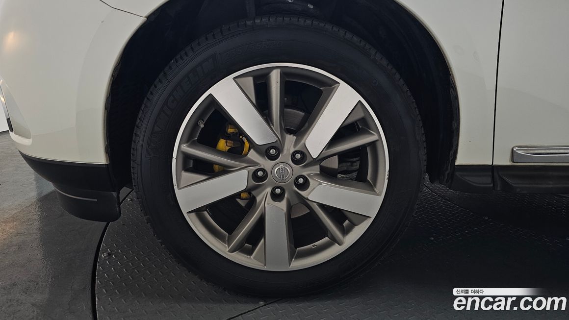 Nissan Pathfinder 2016