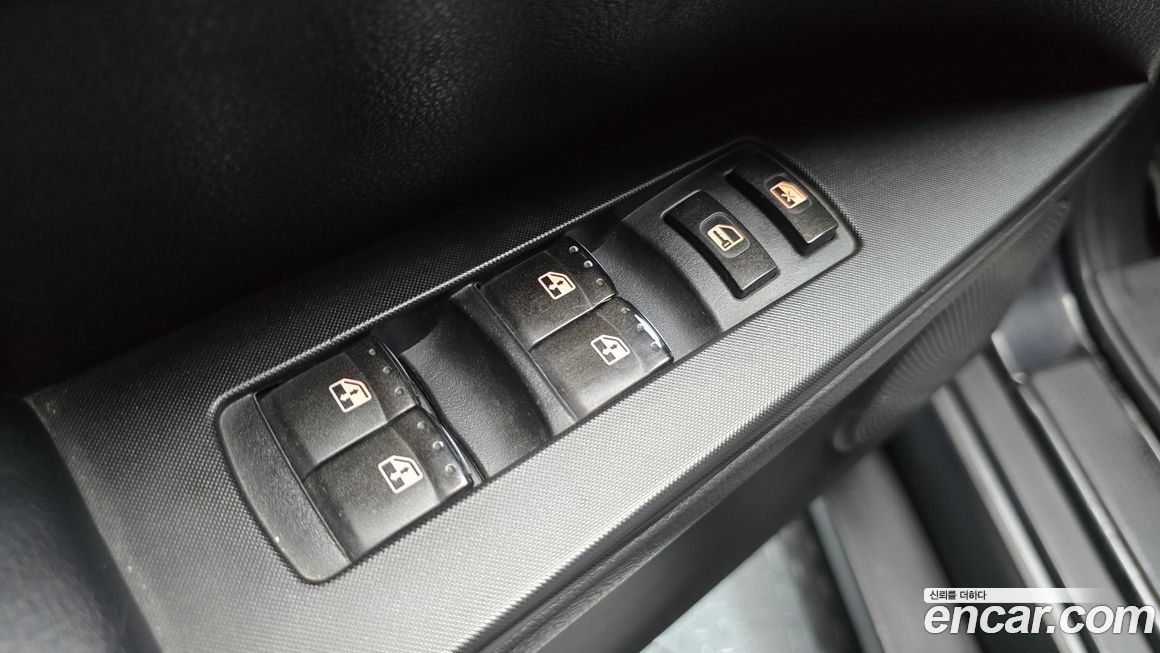 KG_Mobility_Ssangyong KORANDO 2012