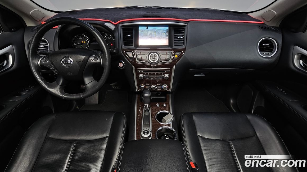 Nissan Pathfinder 2016