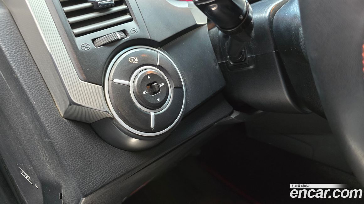 KG_Mobility_Ssangyong KORANDO 2012