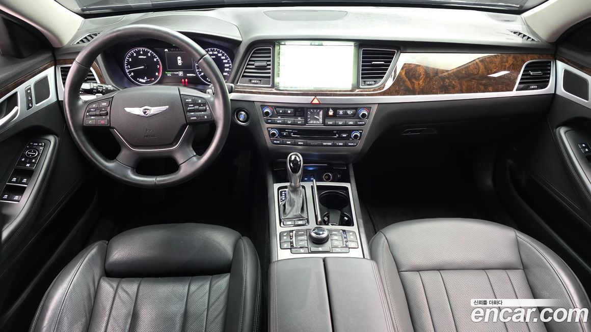 Hyundai Genesis 2016