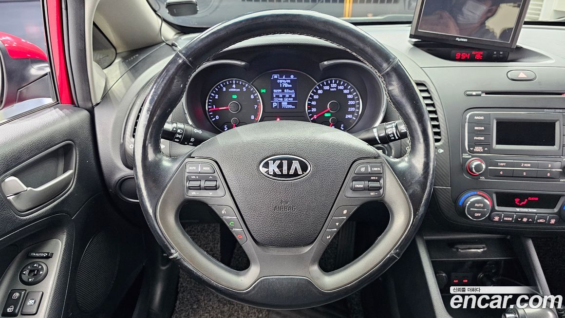 Kia K3 2015