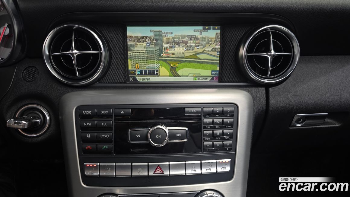 Mercedes-Benz SLK-Class 2012