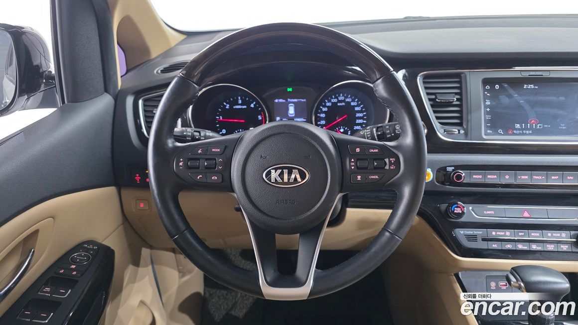 Kia Canival 2019