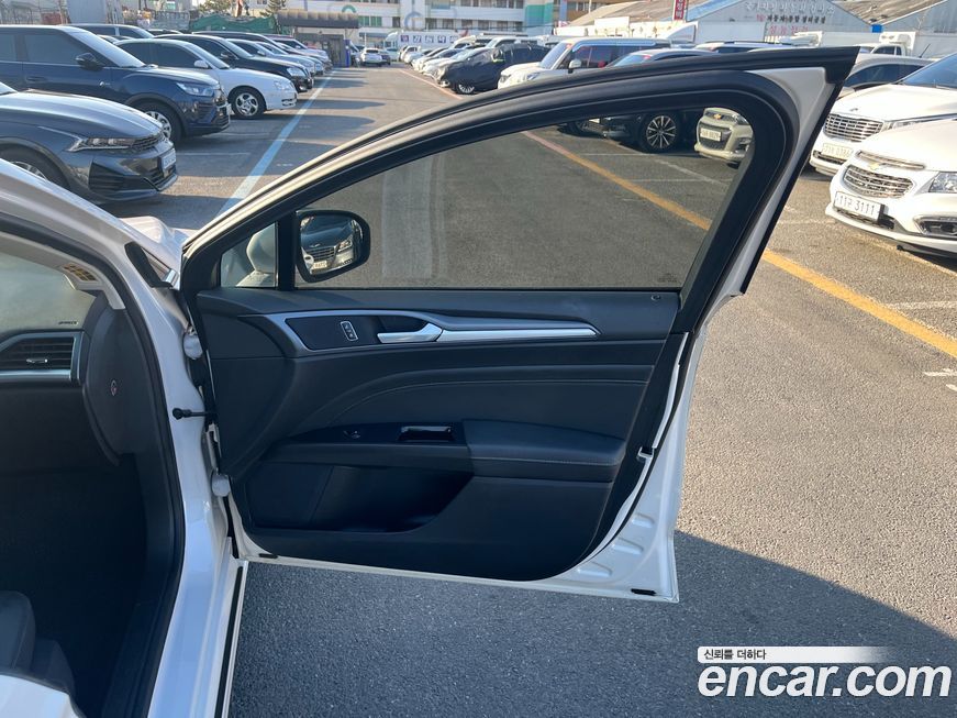 Ford Mondeo 2015