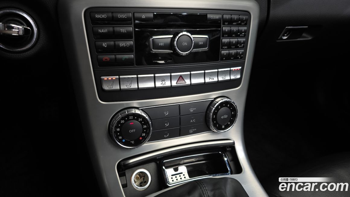 Mercedes-Benz SLK-Class 2012