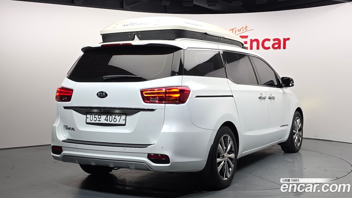 Kia Canival 2019