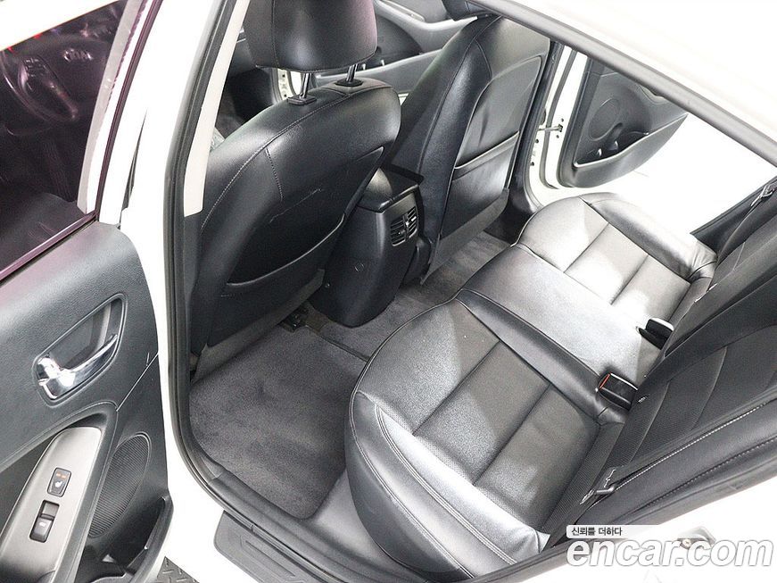 Kia K3 2015