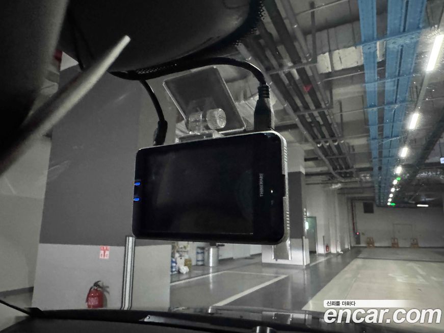 Mercedes-Benz E-Class 2011