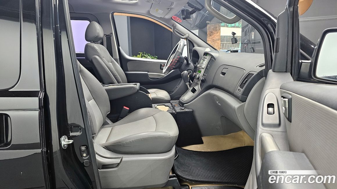 Hyundai Starex 2012